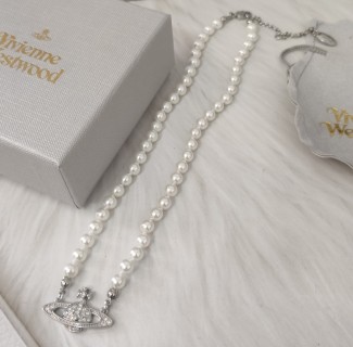 Vivienne Westwood Saturn Pearl Necklace Silver view 4