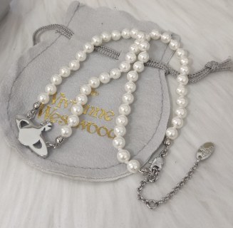Vivienne Westwood Saturn Pearl Necklace Silver view 8
