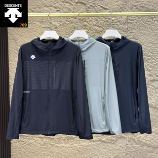 Descente Black Hooded Ice Silk Speed-Dry Outdoor Jacket view 9