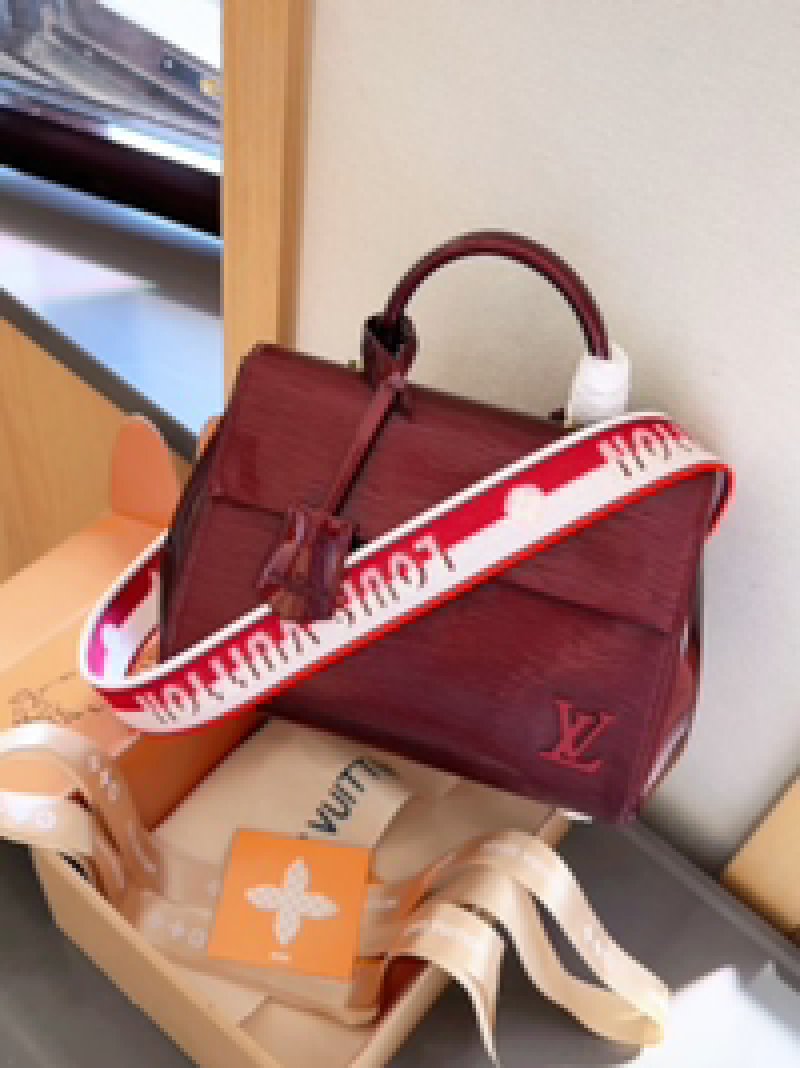 Louis Vuitton Cluny Burgundy Patent Leather Bag