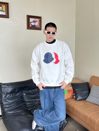 Moncler White Logo Sweatshirt view 4