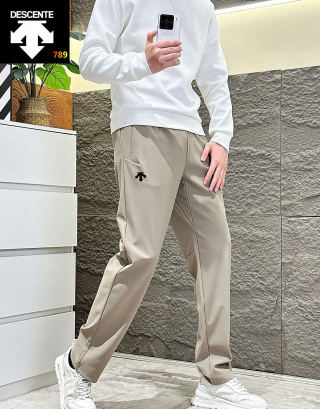 Descente 2026 Outdoor Casual Joggers - Black view 4