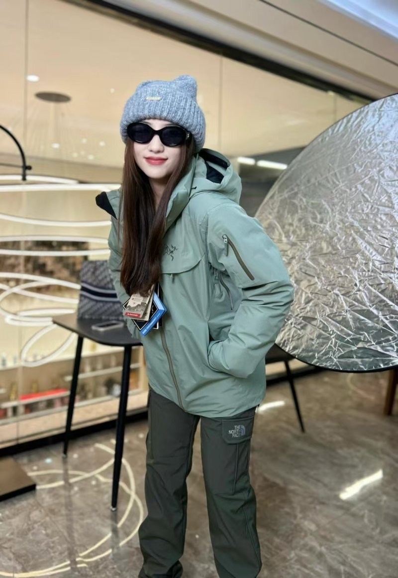 Arc'teryx Sage Green Down Puffer Jacket view