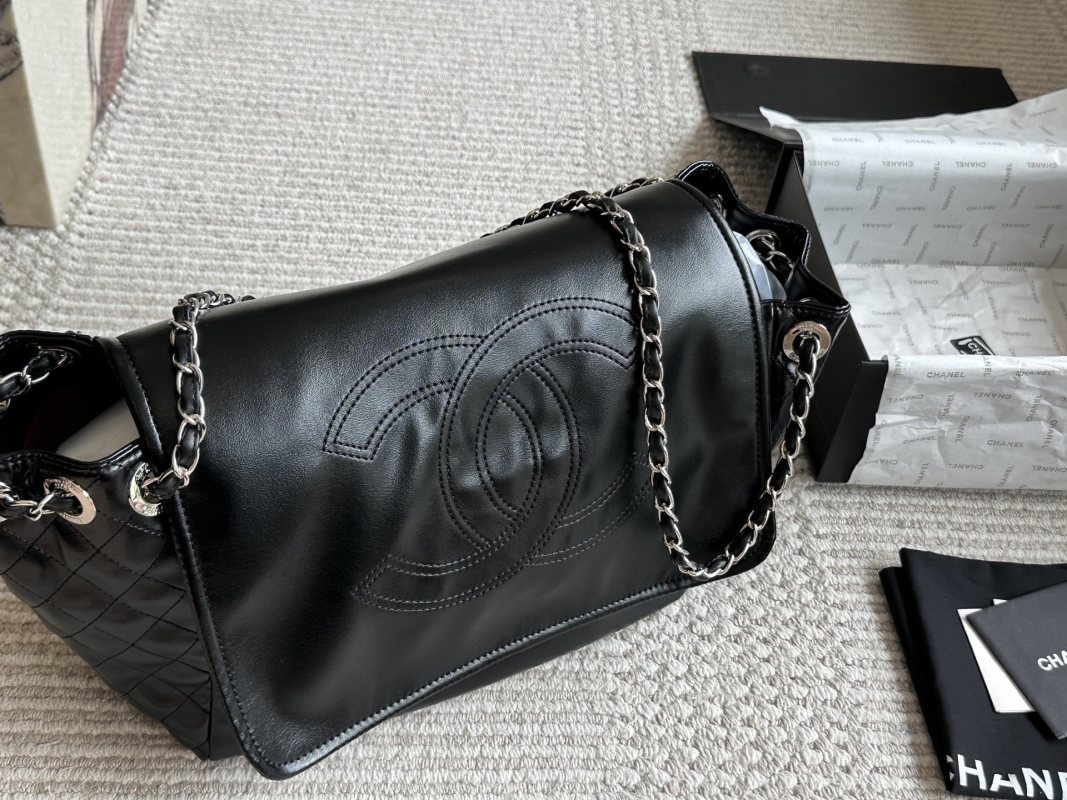 Chanel Black Quilted CC Logo Shoulder Bag view