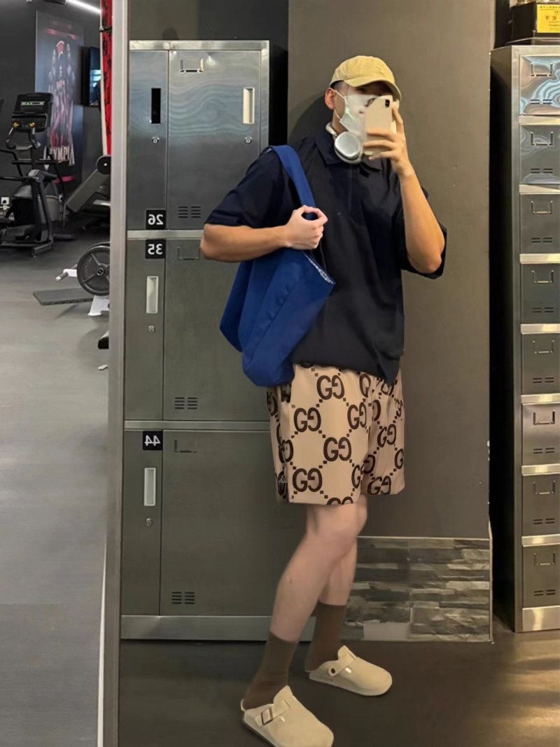 Gucci GG Monogram Beige Shorts view