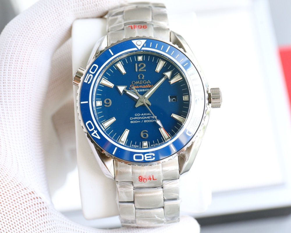 Omega Seamaster Ocean Universe 600m Dive Watch Blue Steel view