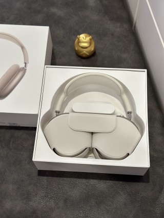Apple AirPods Pro Max Starlight 1:1 UA Replica