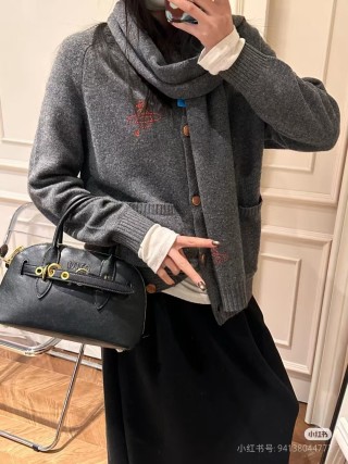 Miu Miu Shell Top-Handle Bag Black view 2
