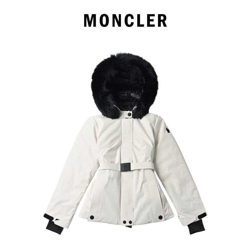 Moncler Bauges Hooded Down Jacket with Fur Collar - Cream