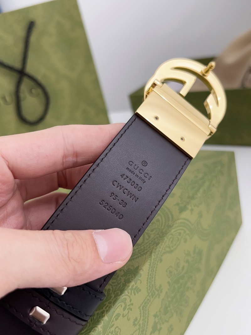Gucci Black Leather GG Embossed Belt with Gold Rotating Buckle view