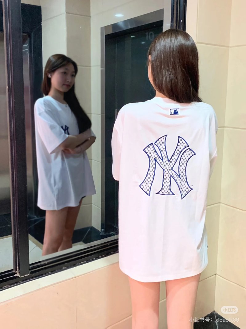MLB NY Yankees Classic Logo Back Print T-Shirt White