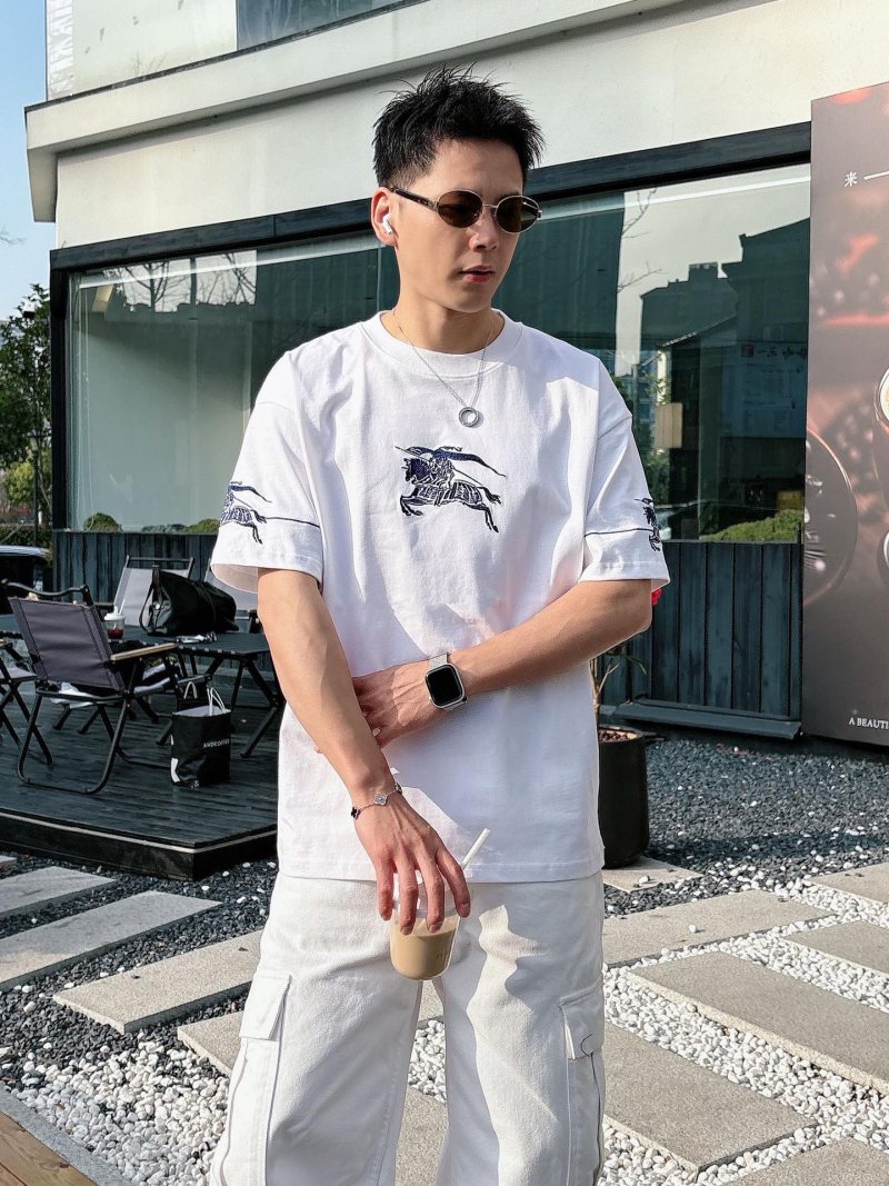 White Graphic Print Short Sleeve T-Shirt view