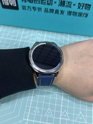 Huawei Watch GT5 Smart Watch Black Dial Blue Strap view 3