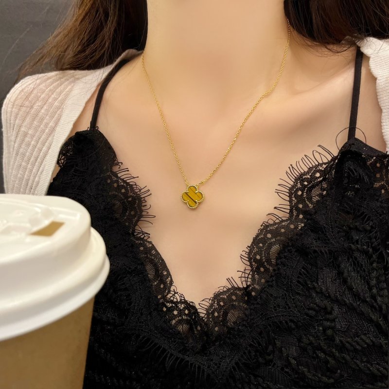 Gold Clover Pendant Necklace - Yellow Stone view