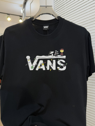 Vans x Peanuts Collaboration White T-Shirt view 2