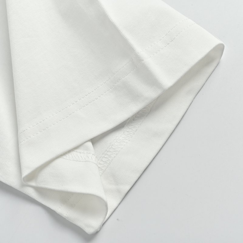 Gucci Logo Print White T-Shirt view