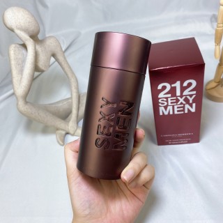 Carolina Herrera 212 Sexy Men EDT 100ml view 3