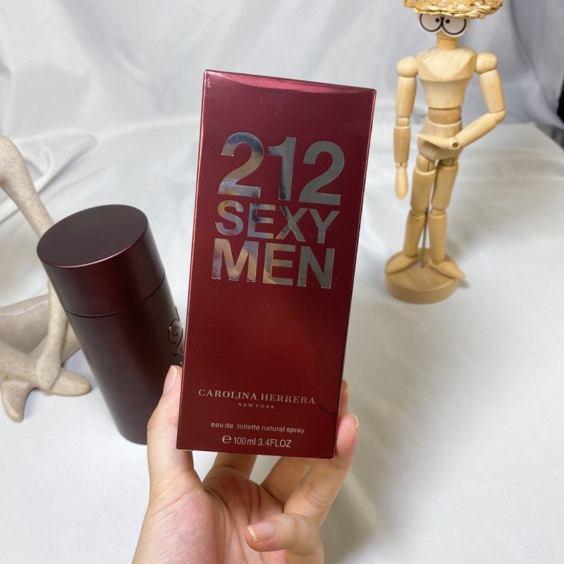 Carolina Herrera 212 Sexy Men EDT 100ml view
