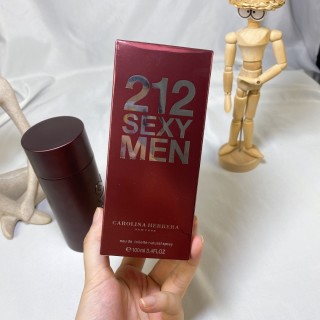 Carolina Herrera 212 Sexy Men EDT 100ml view 6