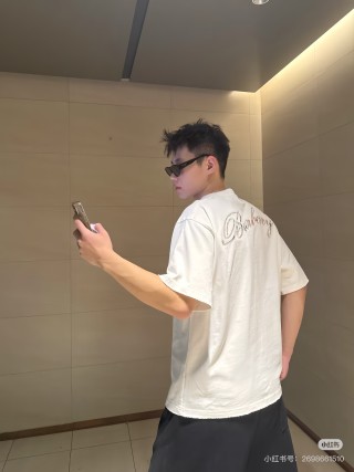 Burberry Embroidered Logo Cream T-Shirt view 2
