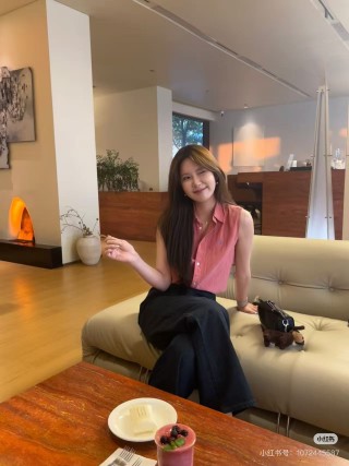 Ralph Lauren Pink Sleeveless Button-Up Shirt view 3
