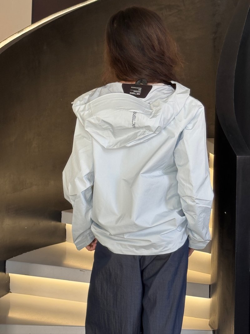 Arc'teryx Beat Jacket Black view