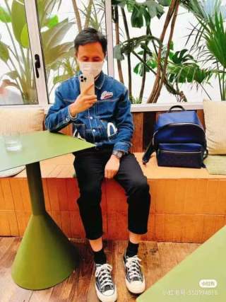 Louis Vuitton Discovery Apollo Classic Monogram Backpack Navy view 2