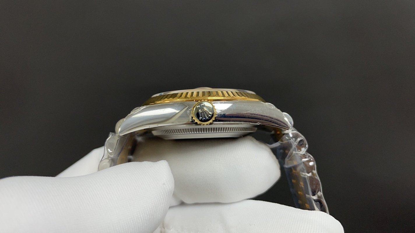 Rolex Datejust 41mm Two-Tone Gold Champagne Diamond Dial view