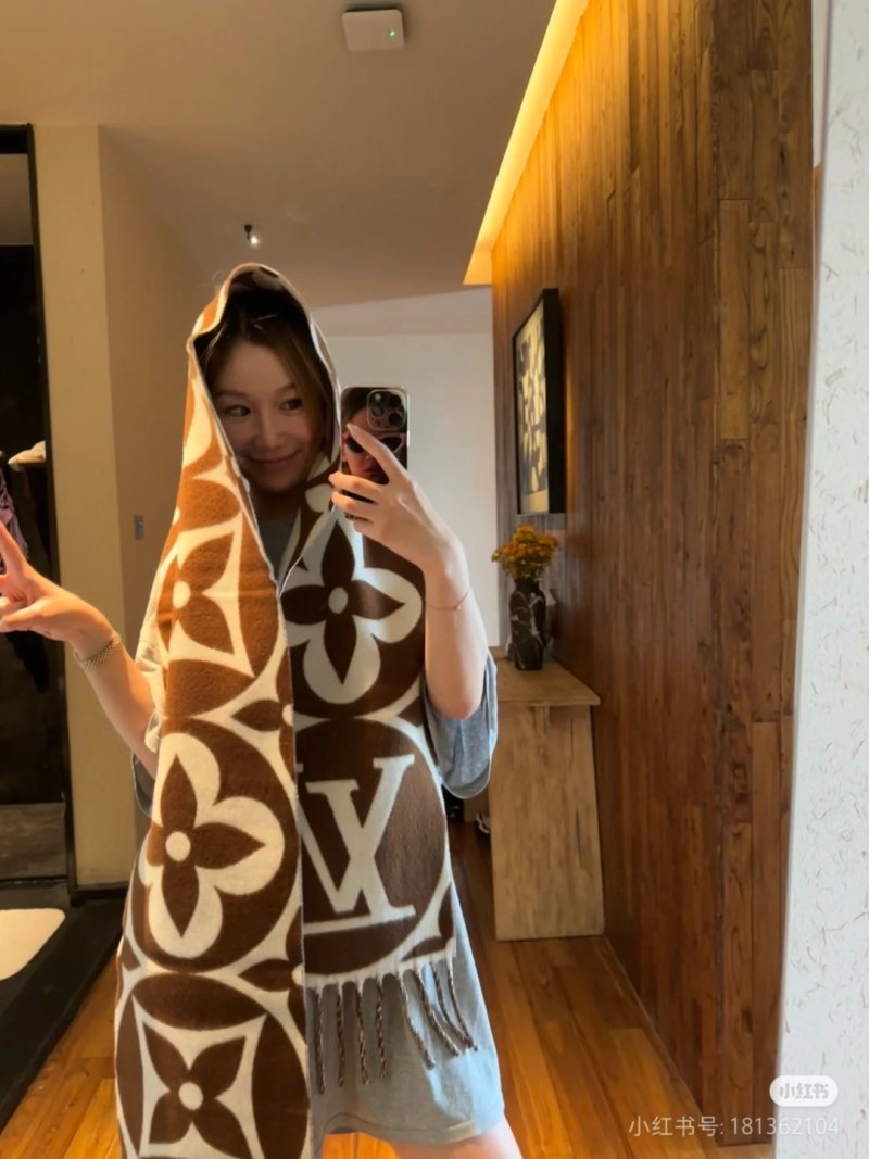 Louis Vuitton LV Monogram Double-Sided Wool Cashmere Scarf - Brown view