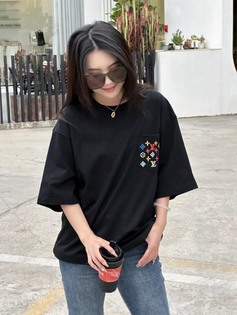Louis Vuitton Monogram Embroidered Black T-Shirt view
