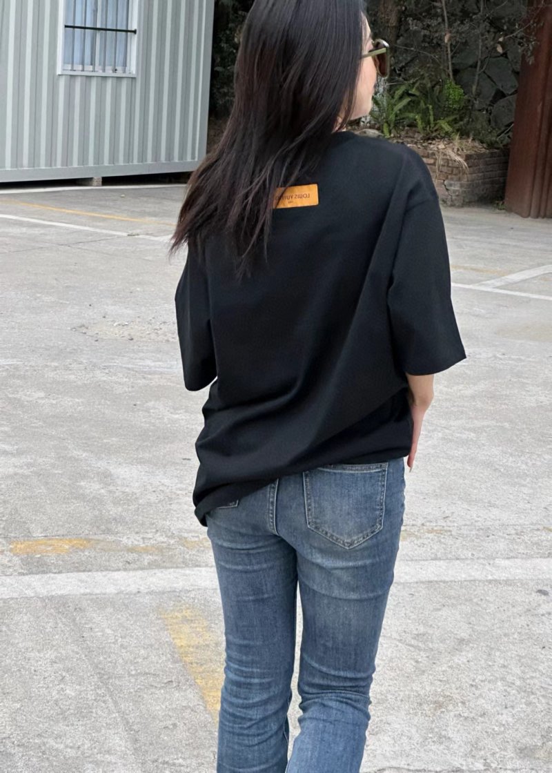 Louis Vuitton Monogram Embroidered Black T-Shirt view
