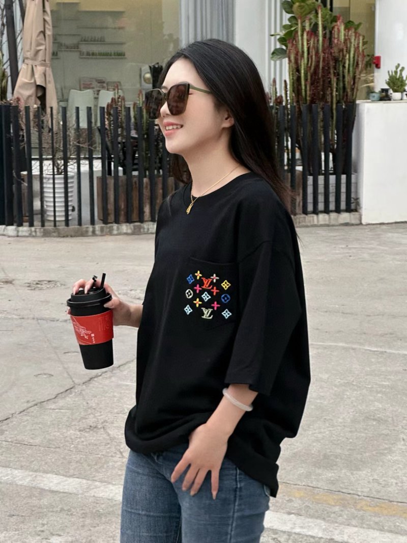 Louis Vuitton Monogram Embroidered Black T-Shirt view