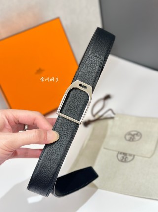 Hermès Jockey Belt Buckle & Reversible Leather Strap Black view 4