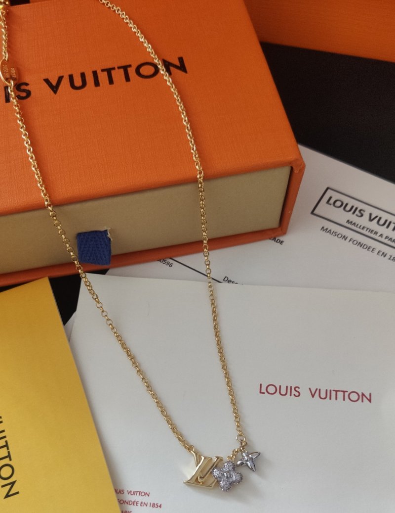 Louis Vuitton LV Gram Monogram Floral Zirconia Necklace Gold