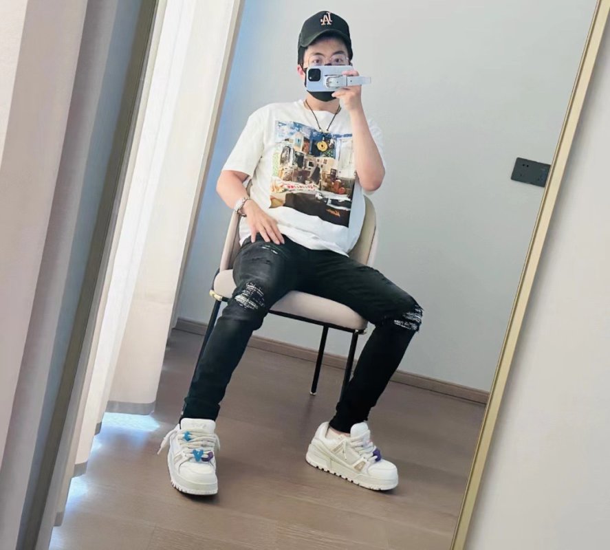White Graphic Print Short-Sleeve T-Shirt view