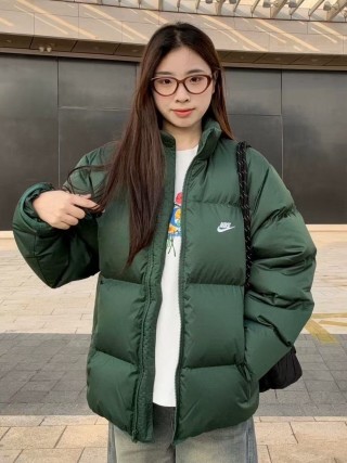 Nike Puffer Down Jacket Forest Green view 3