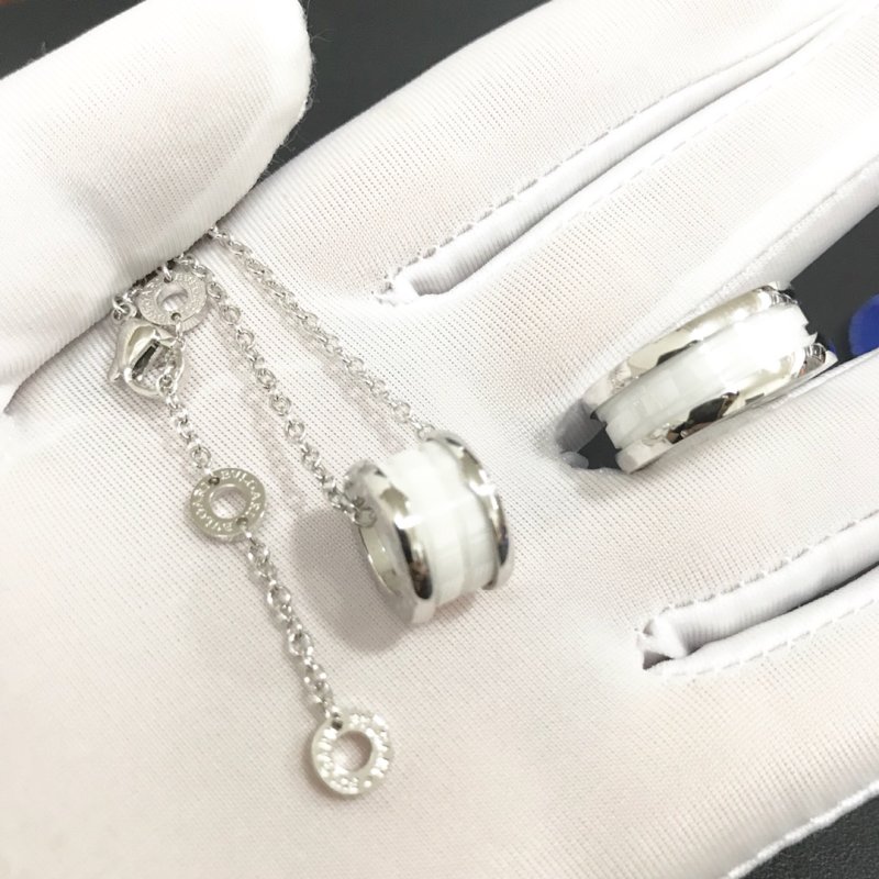 BVLGARI B.Zero1 Ceramic Silver Chain Necklace view