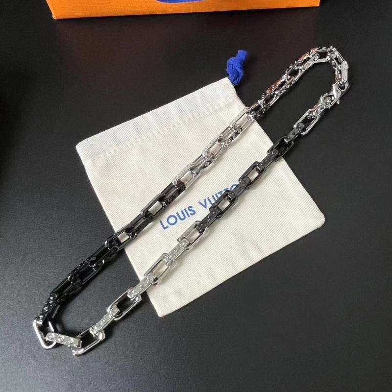 Louis Vuitton Monogram Chain Necklace Silver view