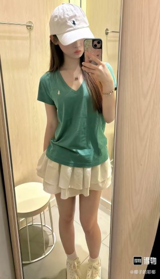 Ralph Lauren Women's V-Neck T-Shirt Sage Green view 5