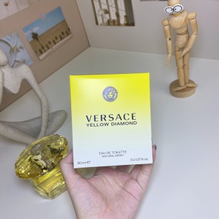 Versace Yellow Diamond Eau de Toilette 90ml view 5