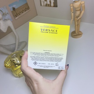 Versace Yellow Diamond Eau de Toilette 90ml view 7