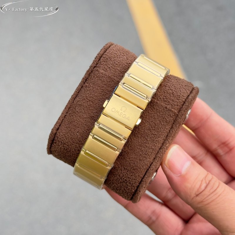 Omega Constellation 41mm Gold Steel Watch view