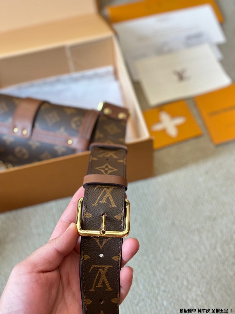 Louis Vuitton Papillon Monogram Canvas Barrel Bag view