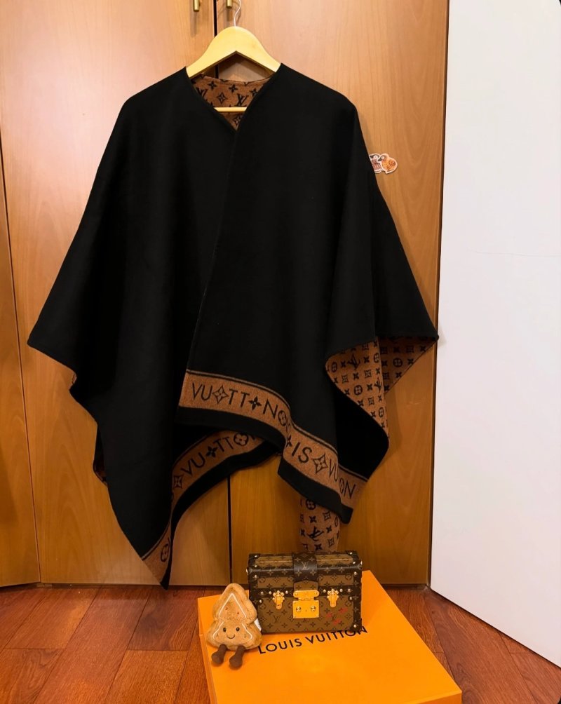 Louis Vuitton Monogram Cape Scarf - Deep Brown view