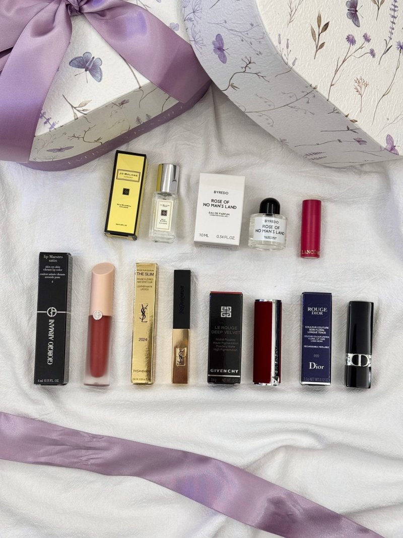 Purple Spring Luxury Cosmetics & Fragrance Gift Set - 6 Pieces view