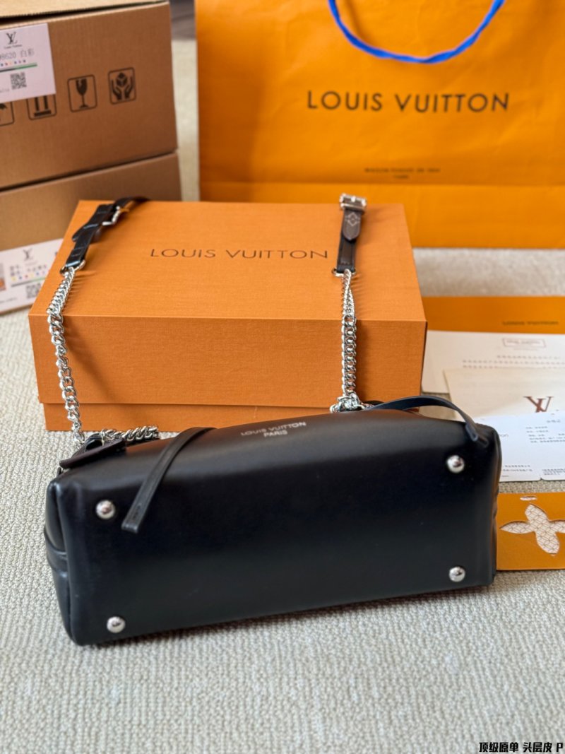 Louis Vuitton Carryall BB Black Leather Chain Shoulder Bag view