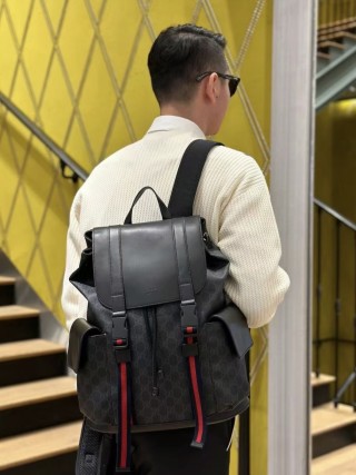 Gucci GG Supreme Black Leather Backpack with Red Web Straps