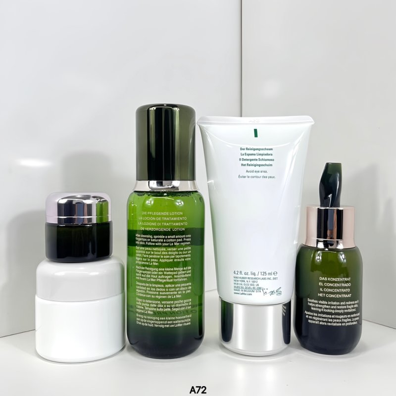 La Mer Ultimate Youth Renewal 5-Piece Skincare Set view