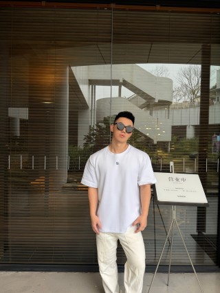 Fendi White Crew Neck Short Sleeve T-Shirt view 4