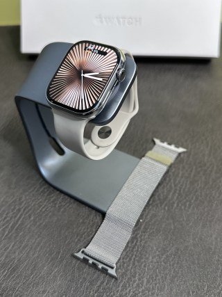 Apple Watch Series Ultra 2 Silver Aluminum with White Band